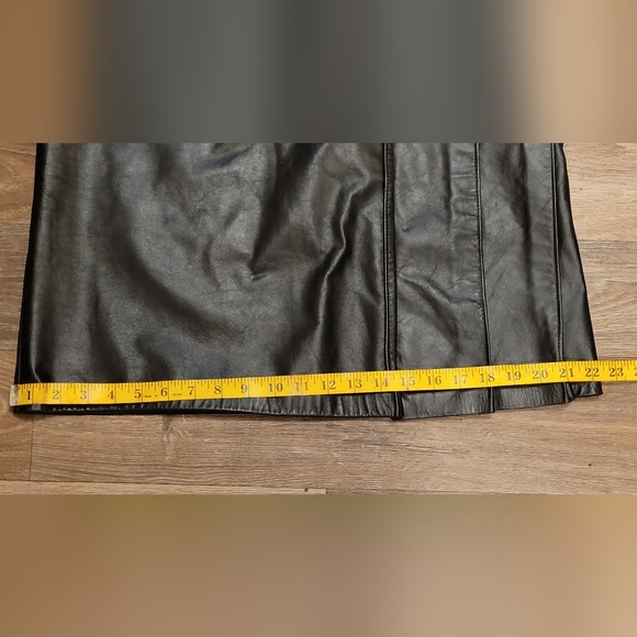 VINTAGE LONG FULL LENGTH BLACK LEATHER SKIRT NO TAGS SIZE 4 - Picture 6 of 9